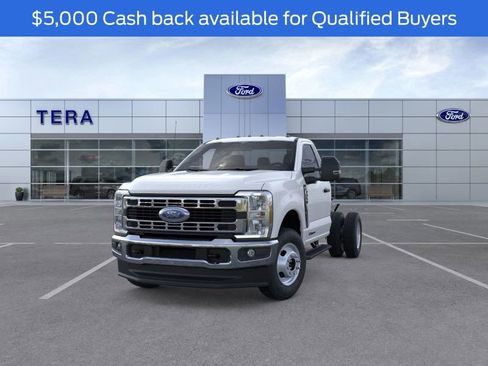 New 2025 Ford F350 XL image 2