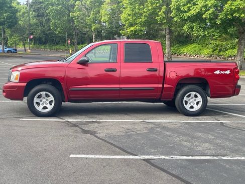 Used 2007 Dodge Dakota SLT image 2