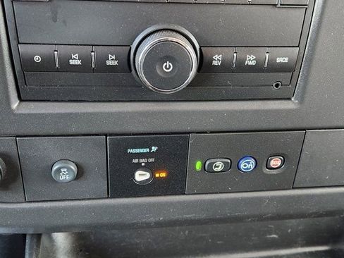 Used 2025 Chevrolet Express 3500 LS image 20