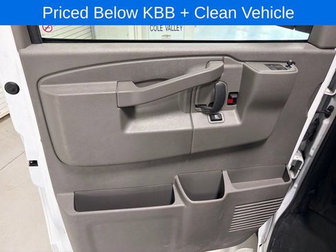 Used 2024 Chevrolet Express 2500 w/ Driver Convenience Package RWD image 9