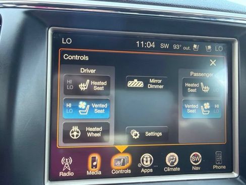 Used 2015 Jeep Grand Cherokee Overland AWD/4WD image 23