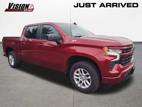 Used 2023 Chevrolet Silverado 1500 RST w/ Z71 Off-Road Package AWD/4WD image 7