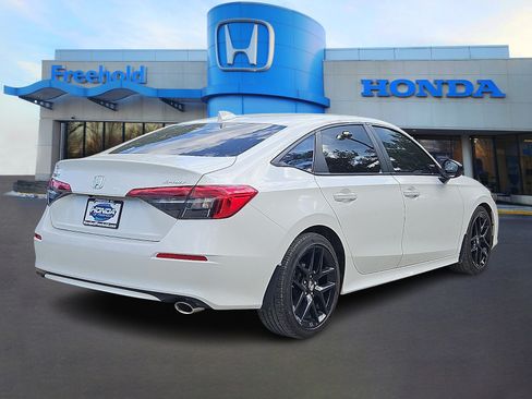 Certified 2024 Honda Civic Sport image 7