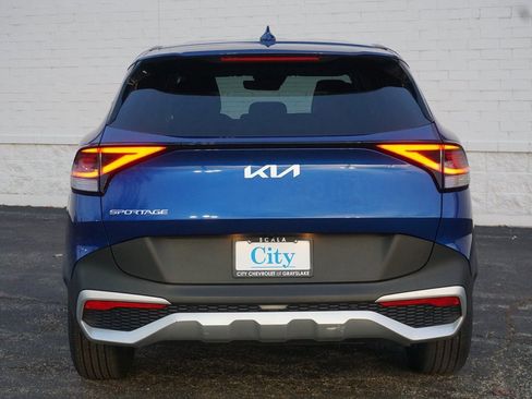 Used 2025 Kia Sportage EX image 6