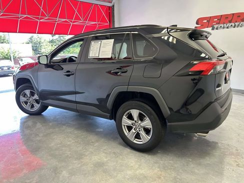 Used 2024 Toyota RAV4 XLE FWD image 6