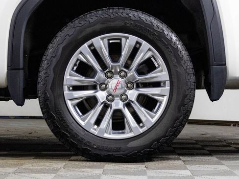 Used 2022 GMC Sierra 1500 Denali image 41