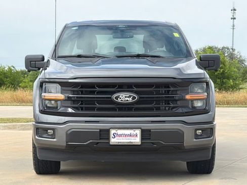 Used 2024 Ford F150 XLT w/ Tow/Haul Package RWD image 2