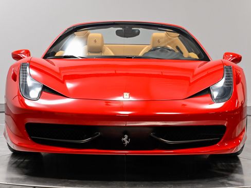 Used 2013 Ferrari 458 Spider RWD image 15