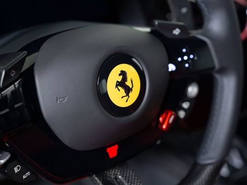 Used 2025 Ferrari 12Cilindri RWD image 23