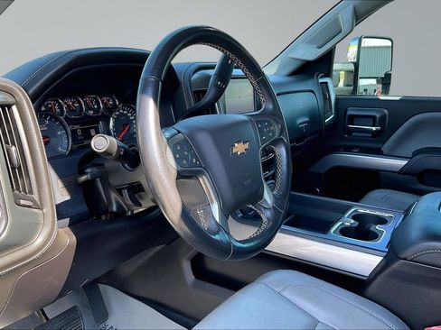 Used 2019 Chevrolet Silverado 2500 LTZ w/ Duramax Plus Package image 14