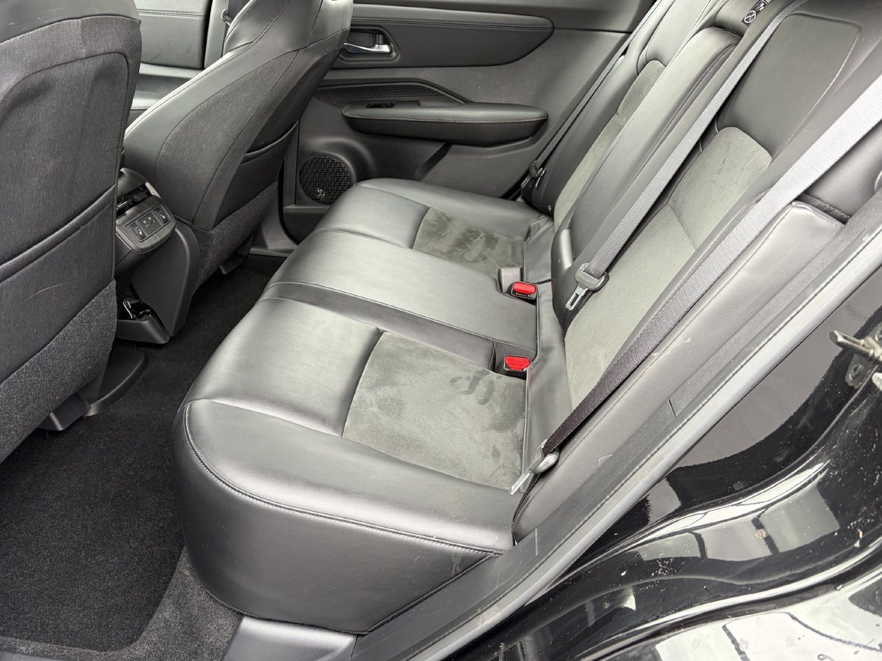 Certified 2024 Nissan Ariya FWD image 12