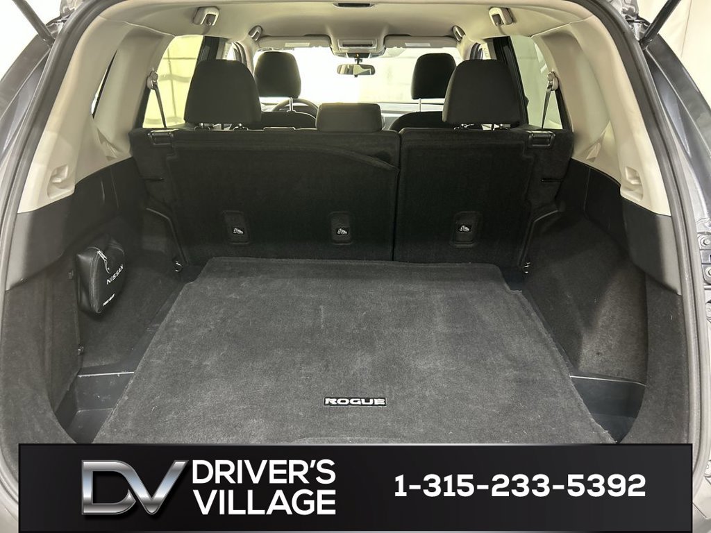 Used 2023 Nissan Rogue S AWD/4WD image 21