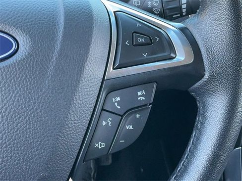 Used 2024 Ford Edge Titanium image 26