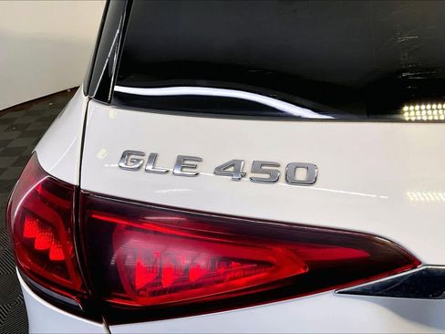 Used 2021 Mercedes-Benz GLE 450 4MATIC image 33