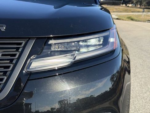 Used 2026 Land Rover Range Rover Velar Dynamic SE image 11