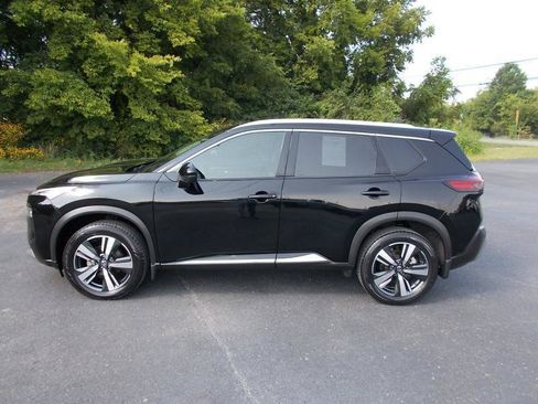 Used 2021 Nissan Rogue SL w/ Premium Package FWD image 3