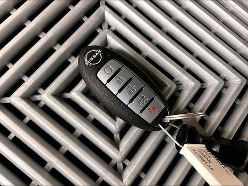 New 2025 Nissan Altima 2.5 SR w/ SR Premium Package image 12