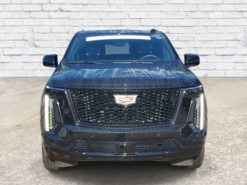 Used 2025 Cadillac Escalade Sport AWD/4WD image 6