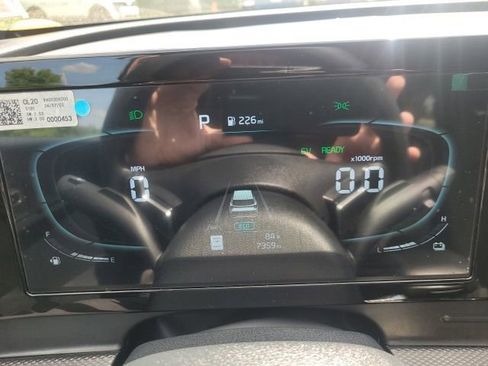 Certified 2025 Kia Sportage LX FWD image 18