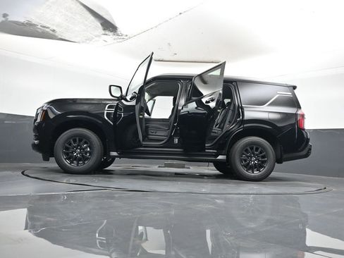 New 2025 Nissan Armada SV image 33