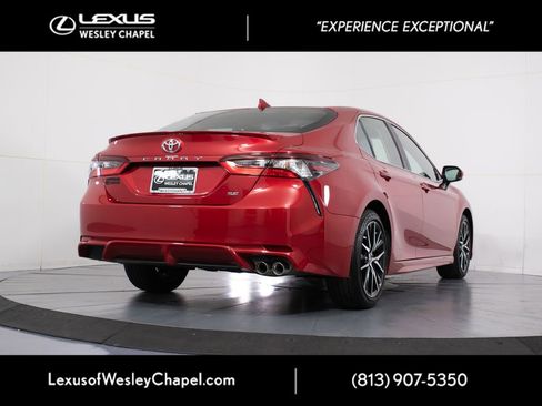 Used 2023 Toyota Camry SE w/ Cold Weather Package FWD image 6