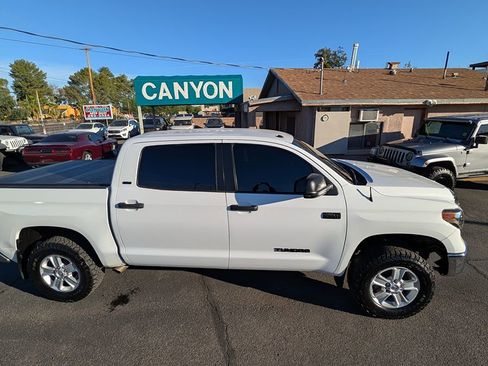 Used 2015 Toyota Tundra SR5 image 40