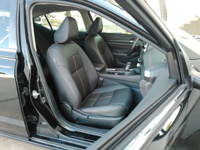 Used 2022 Nissan Altima 2.5 SR FWD image 19
