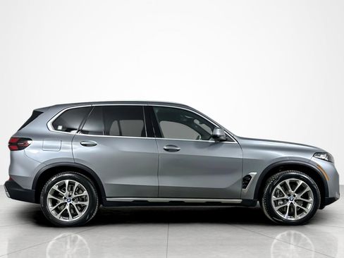 Used 2024 BMW X5 xDrive50e w/ Parking Assistance Package image 6