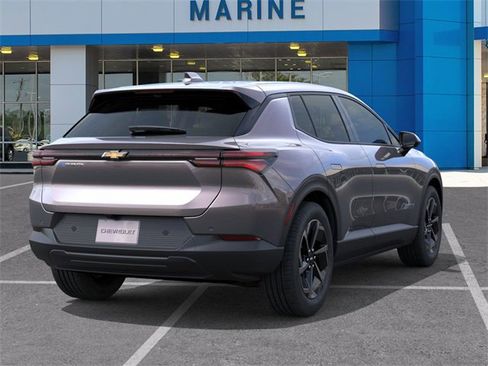 New 2026 Chevrolet Equinox EV LT image 4