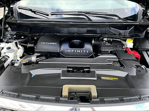 Certified 2025 INFINITI QX60 Luxe AWD/4WD image 15