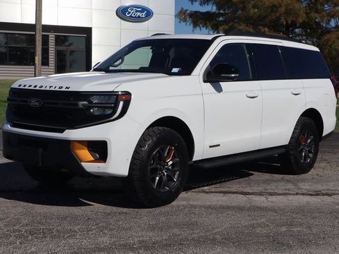 New 2025 Ford Expedition Tremor image 2