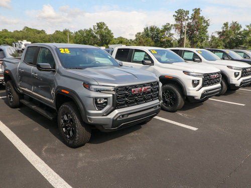 Used 2024 GMC Canyon Elevation w/ Convenience Package RWD image 8