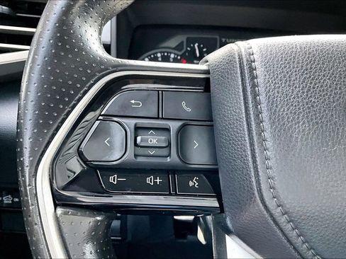 Used 2023 Toyota Tundra SR5 w/ SR5 Convenience Package AWD/4WD image 13