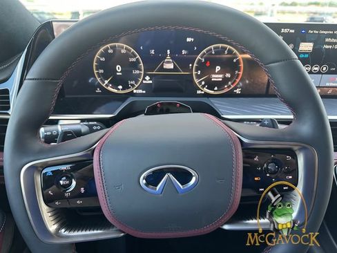 Used 2026 INFINITI QX80 Autograph w/ Premium Cargo Package AWD/4WD image 31