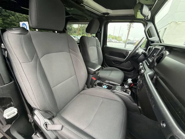 Used 2022 Jeep Wrangler Sport AWD/4WD image 24