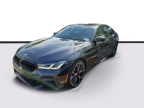 Used 2023 BMW 540i w/ M Sport Package RWD image 2