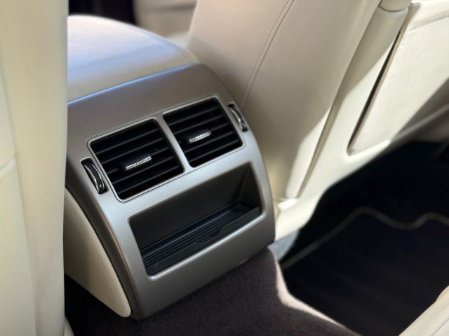 Used 2010 Jaguar XF Supercharged RWD image 28