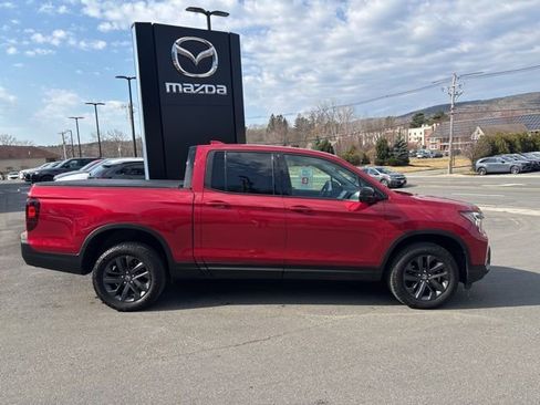 Used 2024 Honda Ridgeline Sport image 8