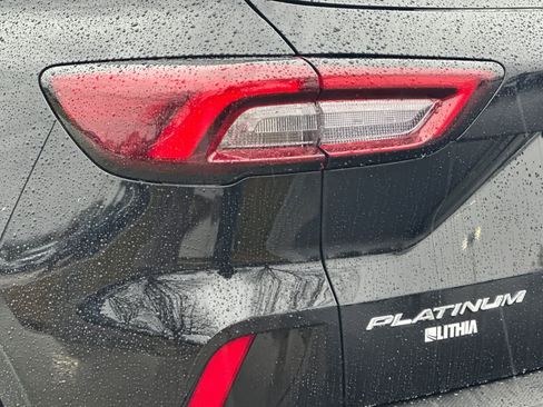 Certified 2025 Ford Escape Platinum image 27