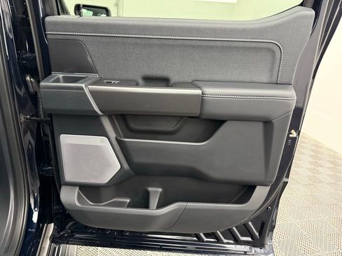 New 2025 Ford F150 Lariat w/ Equipment Group 502A High image 37