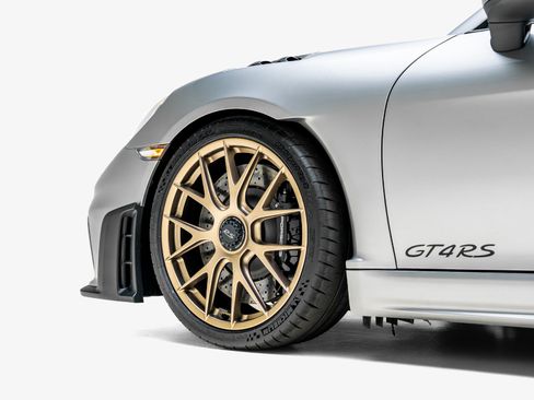 Used 2023 Porsche 718 Cayman GT4 RS RWD image 18