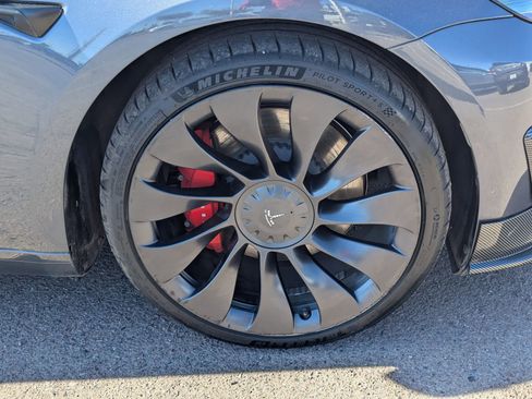 Used 2023 Tesla Model 3 Performance image 10