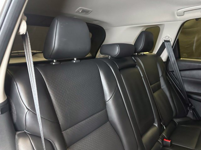 Certified 2024 Nissan Rogue SV w/ SV Premium Package AWD/4WD image 18