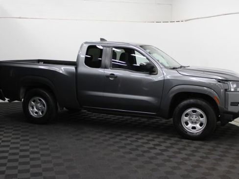 Used 2022 Nissan Frontier S image 4
