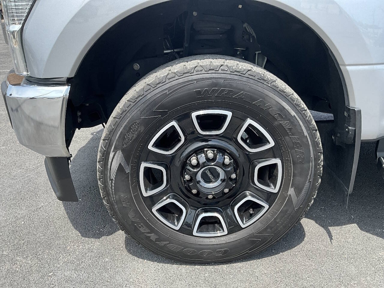Used 2021 Ford F250 Lariat w/ Chrome Package AWD/4WD image 18
