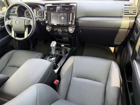 Certified 2024 Toyota 4Runner TRD Off-Road Premium w/ Moonroof Package AWD/4WD image 34