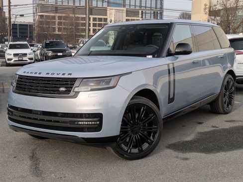 New 2026 Land Rover Range Rover Long Wheelbase SE image 1