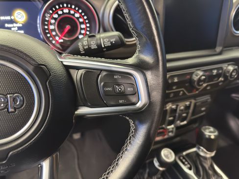 Used 2021 Jeep Wrangler Unlimited Rubicon image 16