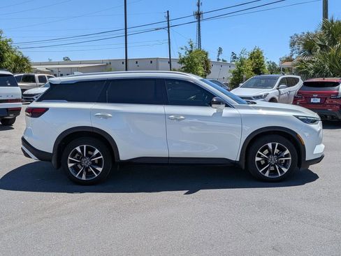 Used 2023 INFINITI QX60 Luxe w/ Performance Audio Package image 4