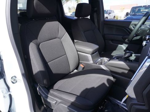 New 2026 GMC Canyon Elevation w/ Convenience Package image 13